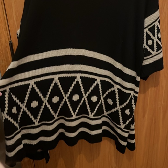 Charlotte Russe Open Cardigan Aztec Boho Western Size‎ Large  Black/Cream - Picture 9 of 9